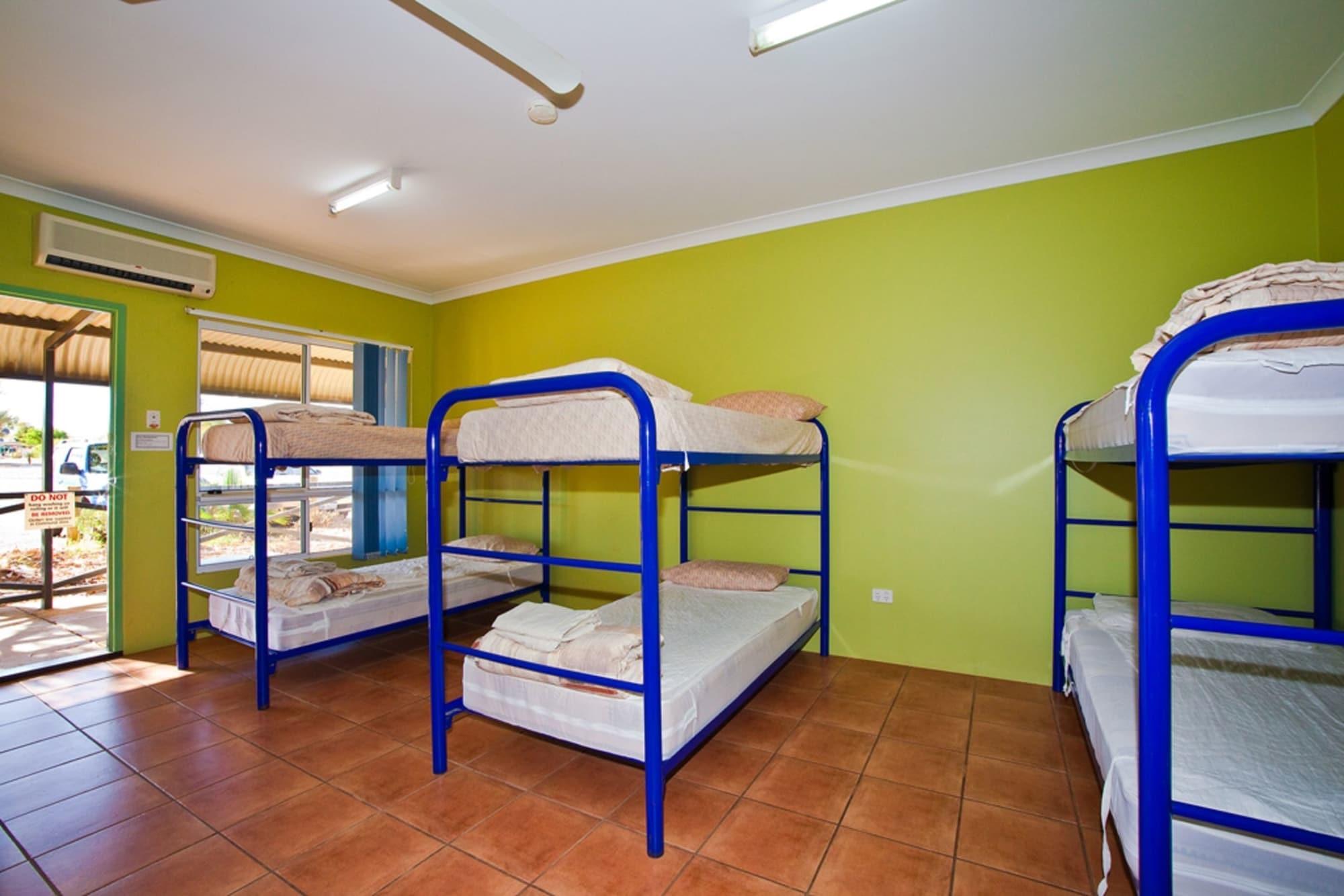 Potshot Hotel Resort Эксмут Экстерьер фото